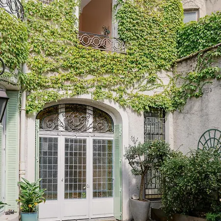 Guest house Les De L'opera Vichy