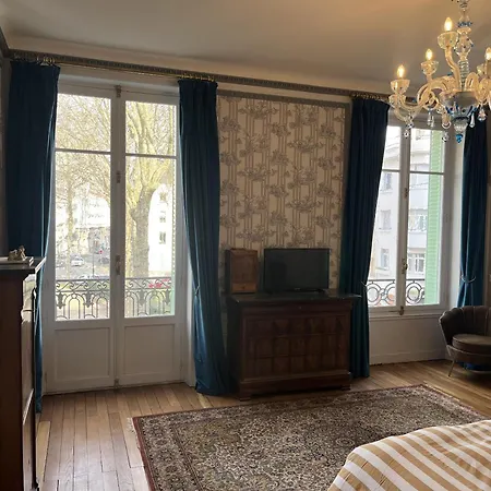 Guest house Les De L'opera Vichy