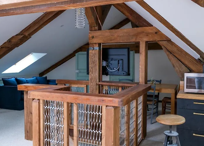 Les De L'opera Konukevi 4*